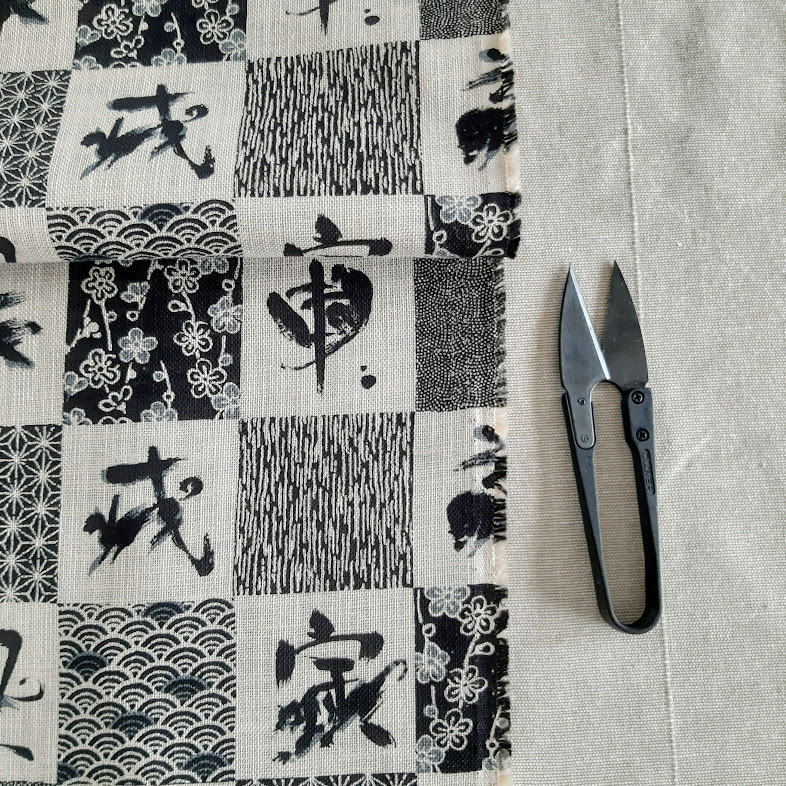 Japanese canvas/ patchwork black (price for 25cm)