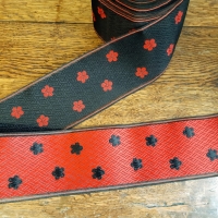 heri: black with red flowers