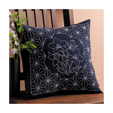 olympus sashiko kit #258 - kussen bellflowers & asanoha