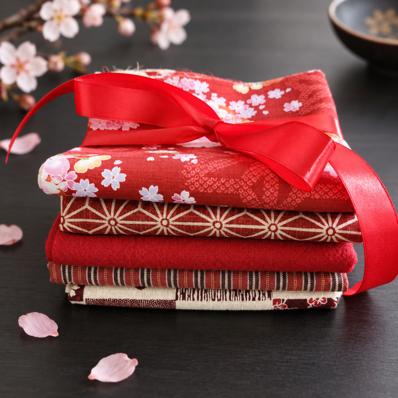 japanse stoffenbundel rode bloesem &ndash; 5 fat quarters